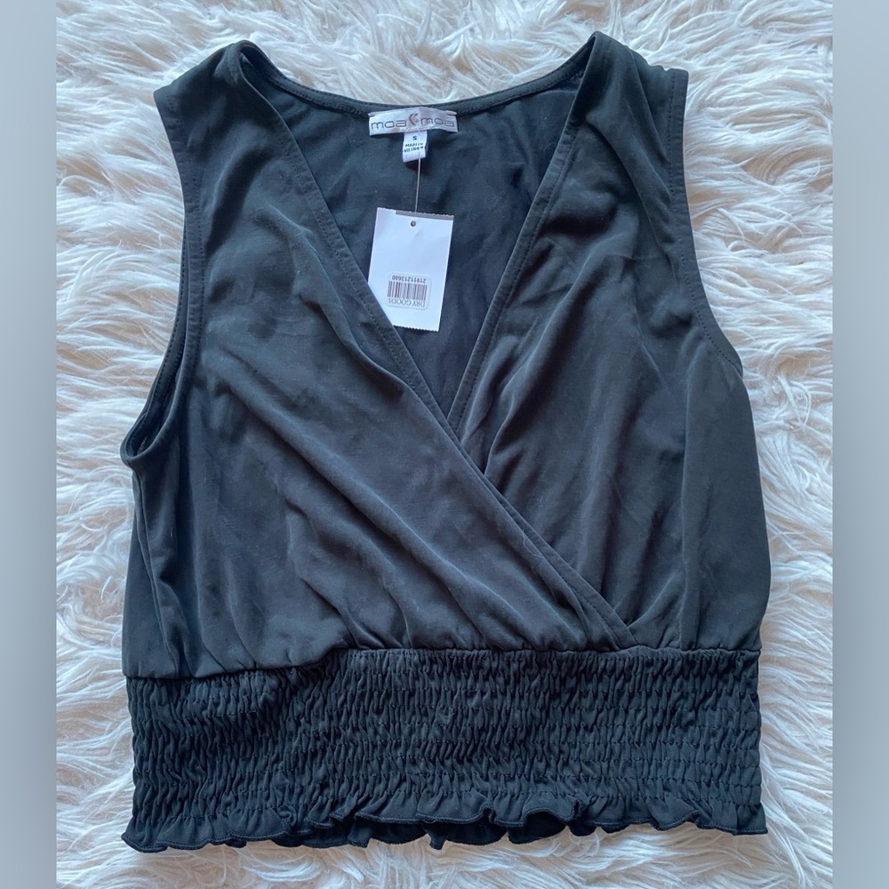 New with tags Moa Moa black top size small